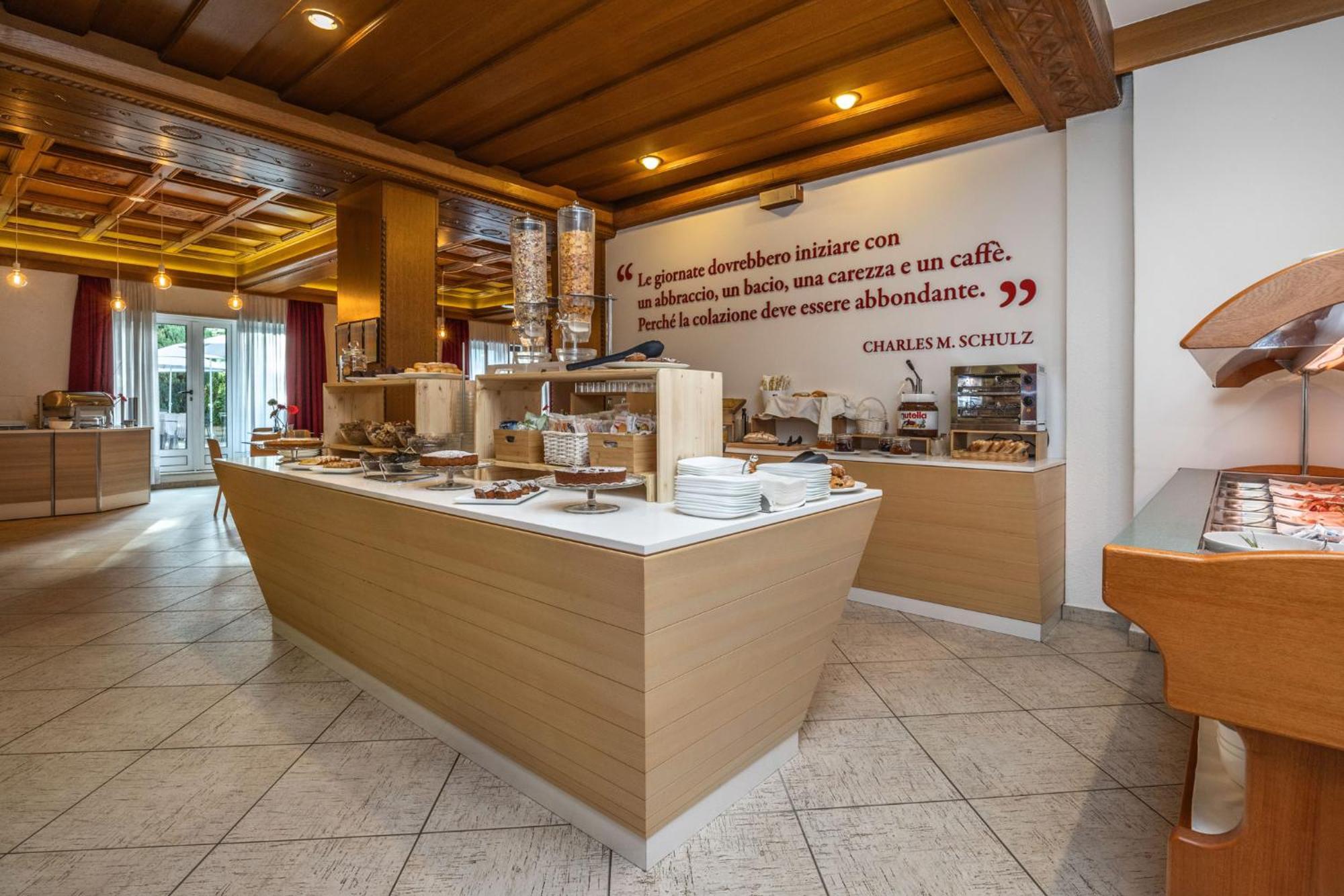 Garden House - Hotel Sport Levico Terme Bagian luar foto